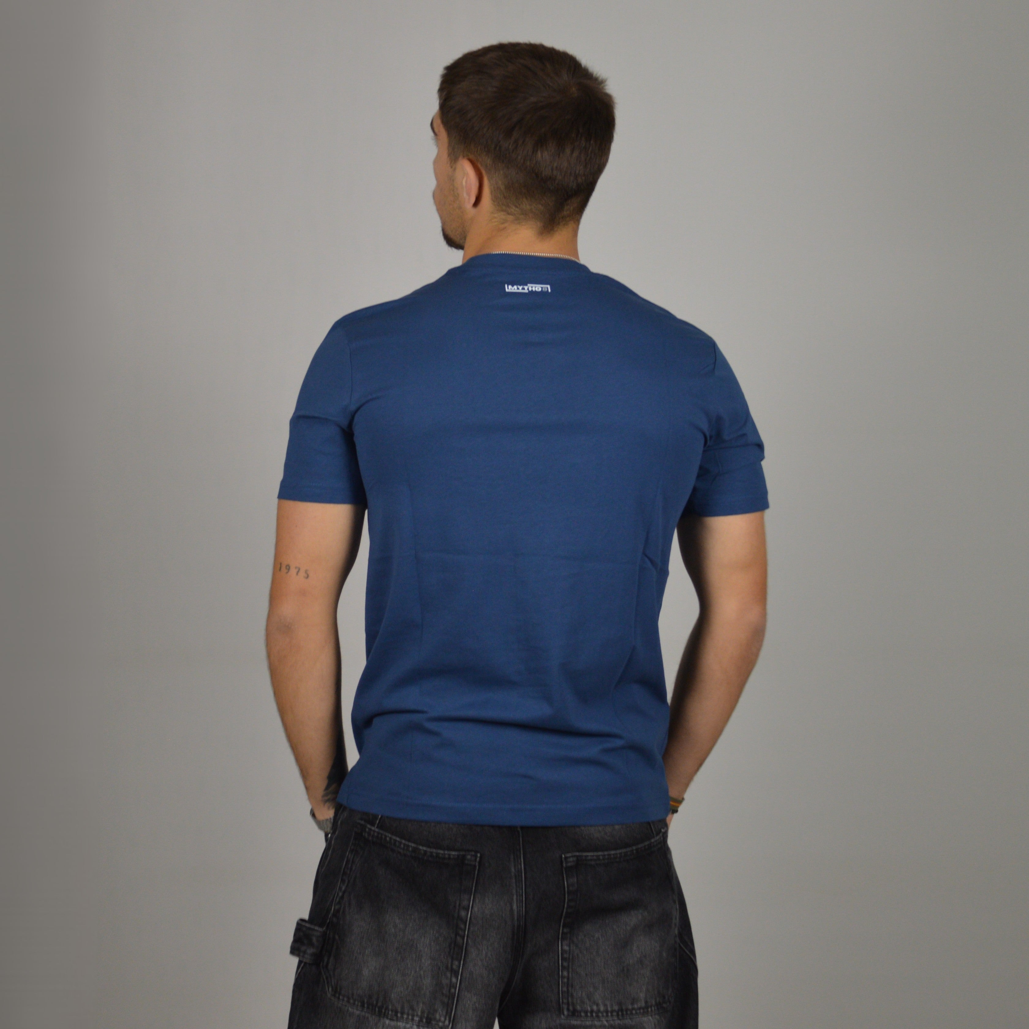 BASIC BLUE T-SHIRT - BACK