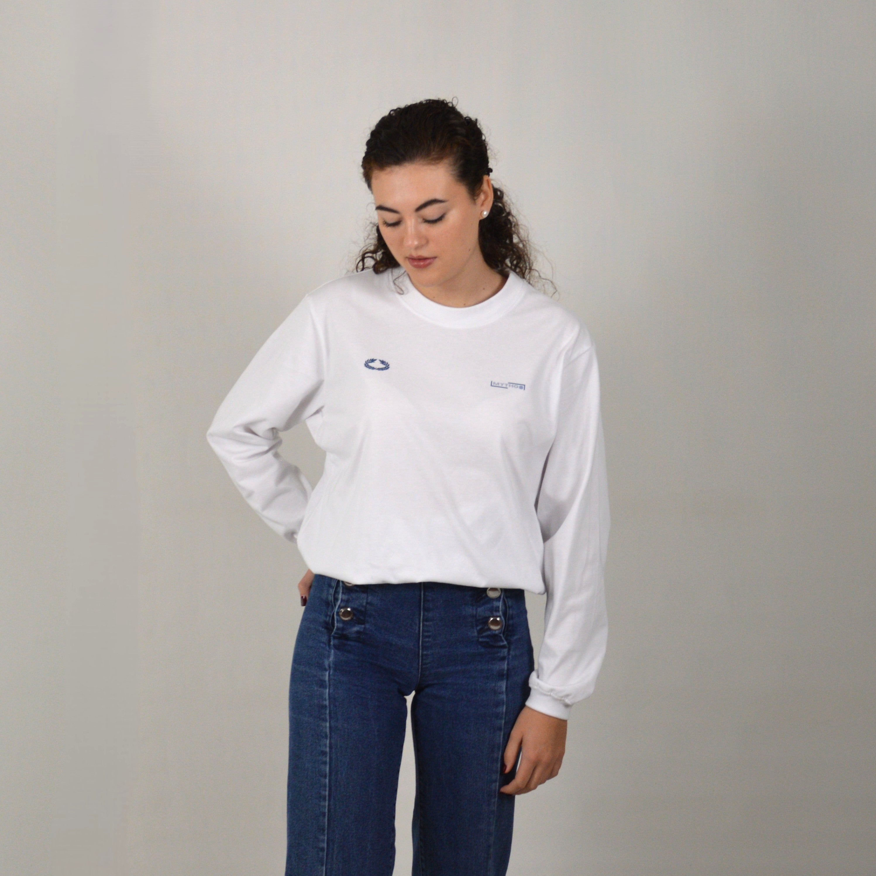 ARETÉ OVERSIZE LONG-SLEEVE WHITE/BLUE
