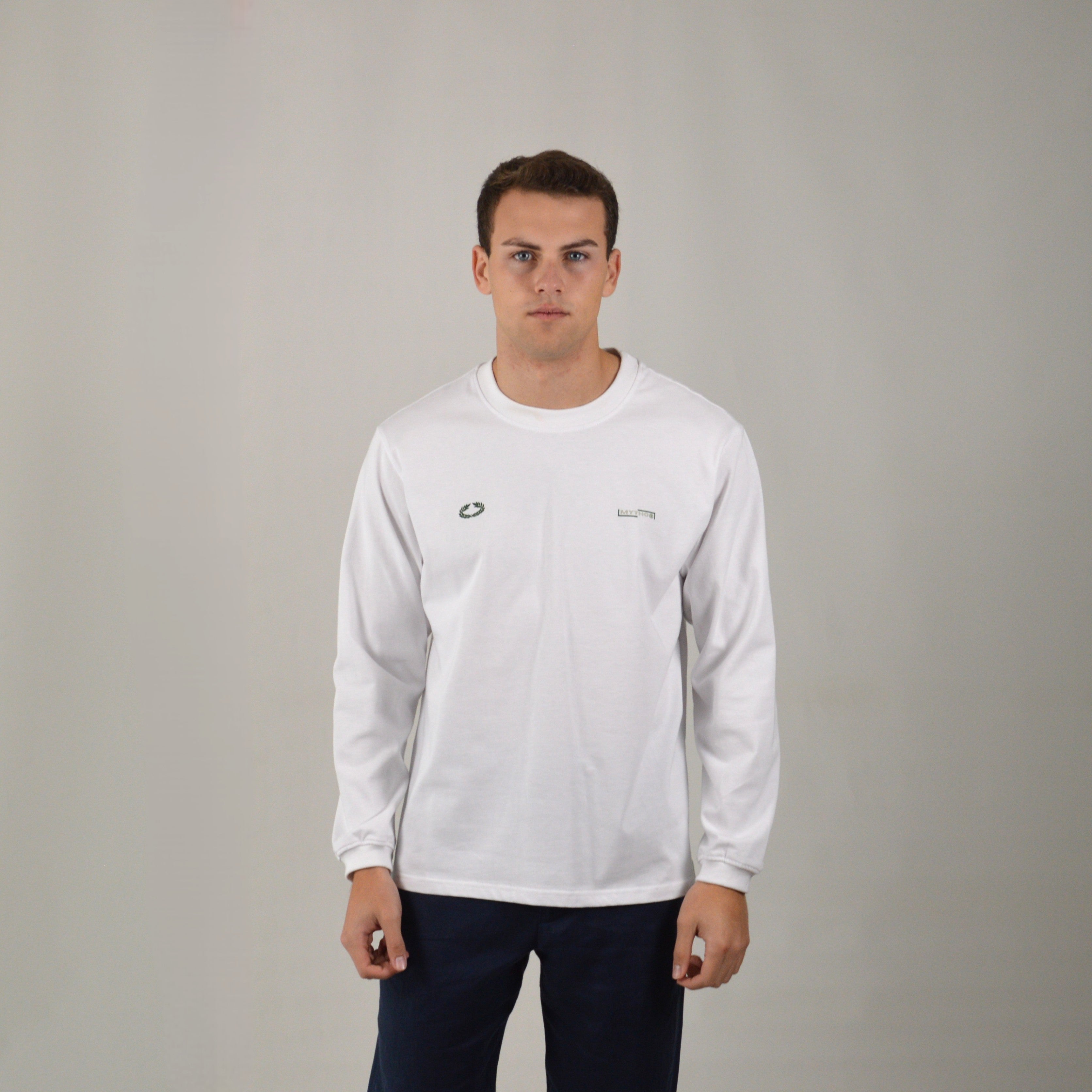 ARETÉ OVERSIZE LONG-SLEEVE WHITE/GREEN