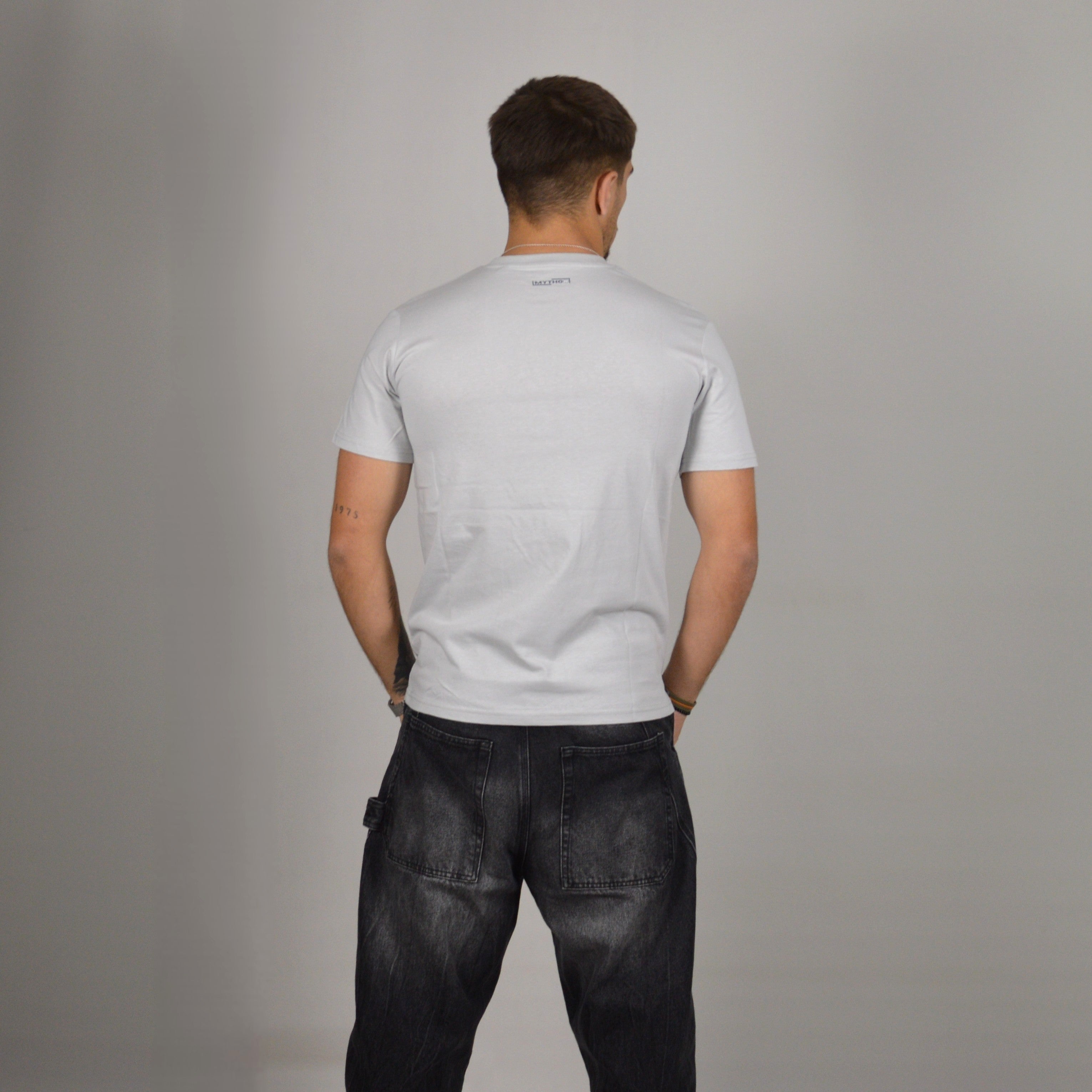 BASIC GREY T-SHIRT - BACK